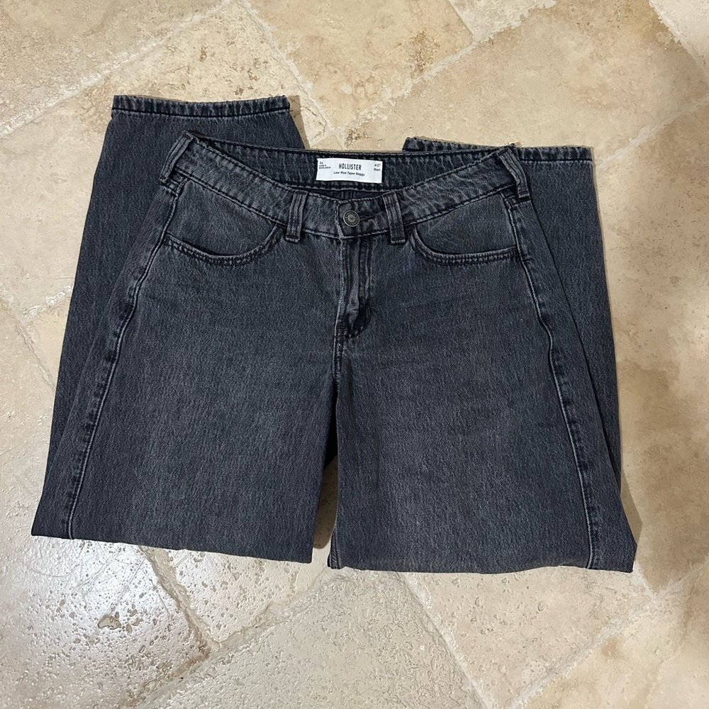 Hollister Women’s Low Rise Taper Baggy Jeans